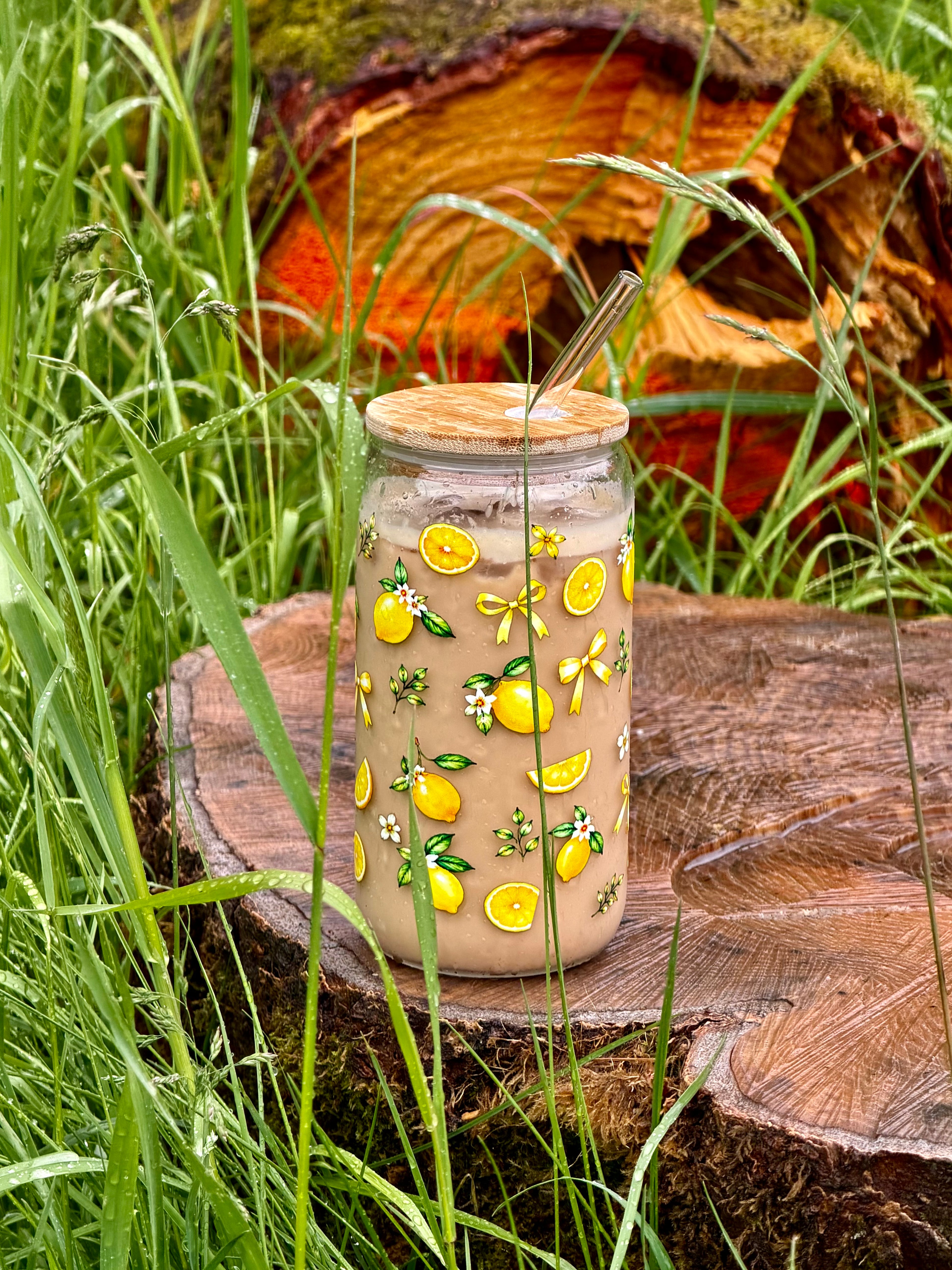Wild Lemon Duo Set
Glasskopp + Tumbler – Glasskopp med bambuslokk og glassugerør